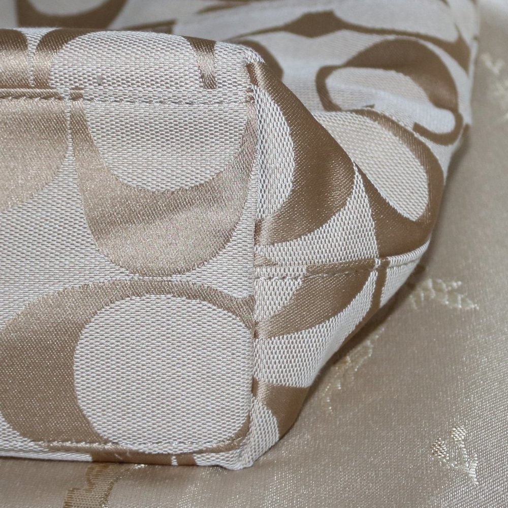 Coach Vintage Signature Stripe Tote F21950 - Picture 10 of 15